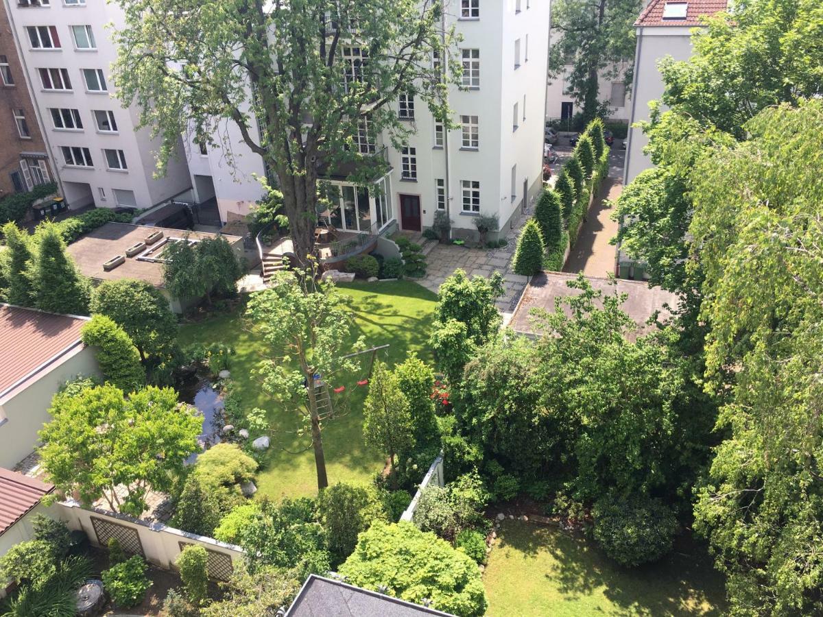 Отель Skyline Frankfurt Франкфурт-на-Майне Экстерьер фото